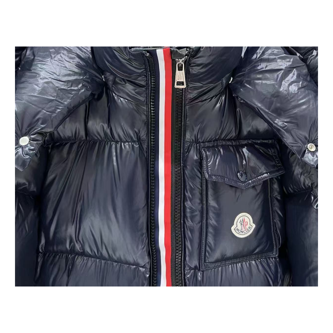 Moncler Montbeliard Hooded Down Puffer Jacket in Navy