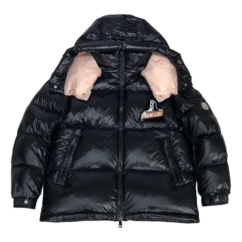 Moncler Glossy Short Down Puffer Jacket with Mountain Badge in Black
